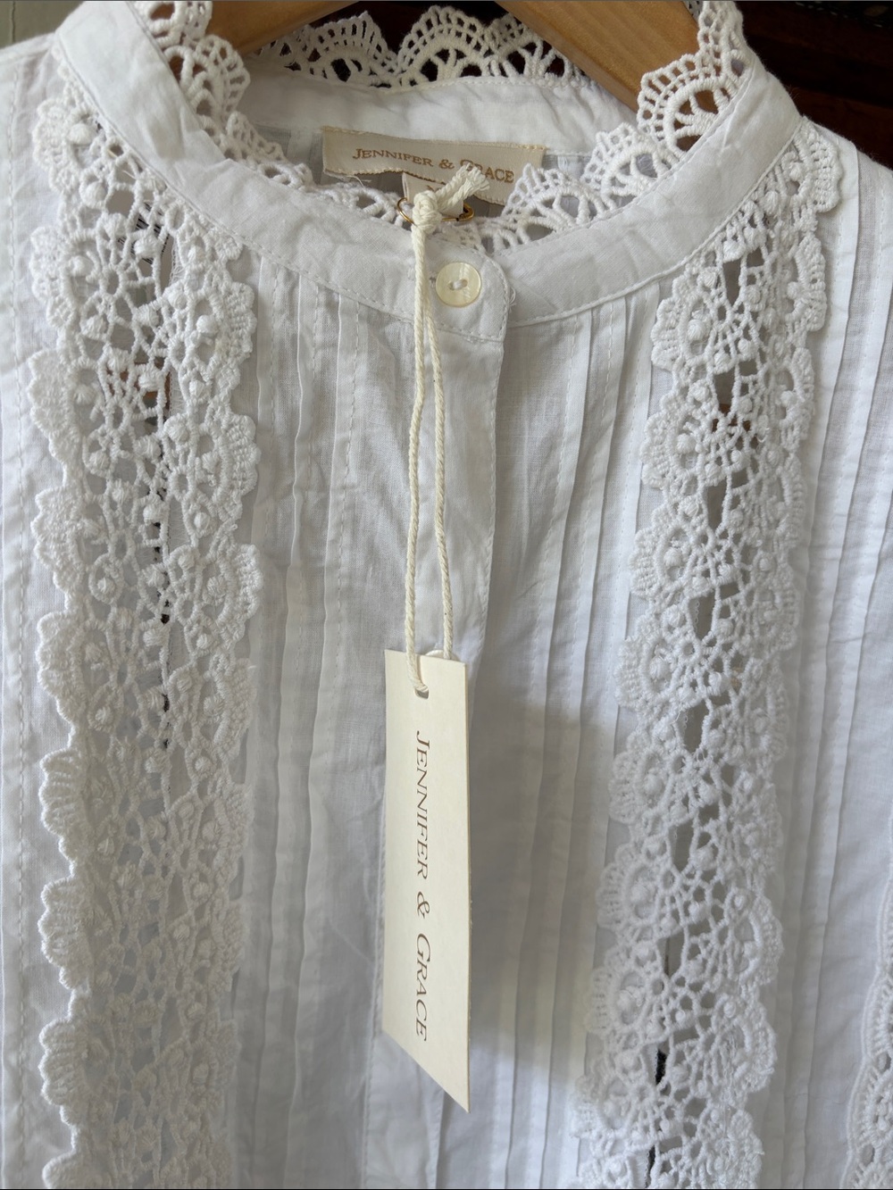 Women's White Lace-Trim Button-Down Shirt - Picture 4 of 11